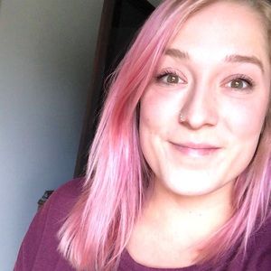 Meet your Posher, Breanna